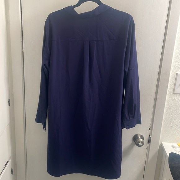Grace Elements navy blue long button down, size large - Picture 5 of 6
